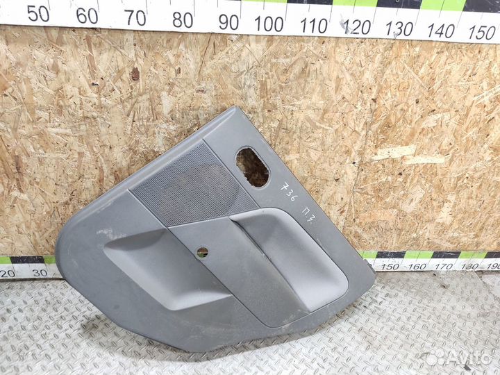 Обшивка двери задней правой Ford Fiesta 2001-2008