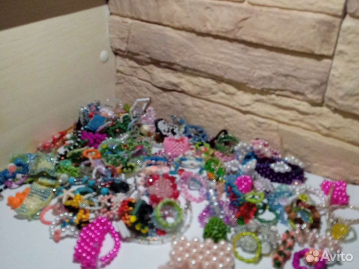 Украшения и аксессуары из бисера