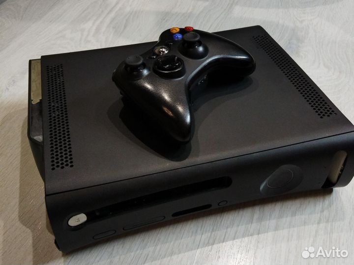 Xbox 360fat 250gb + freeboot + более 30 игр
