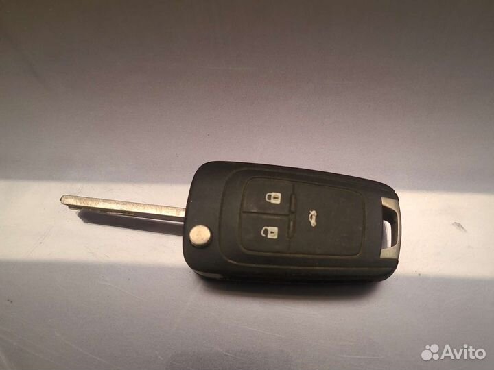 Ключ зажигания Opel Astra J