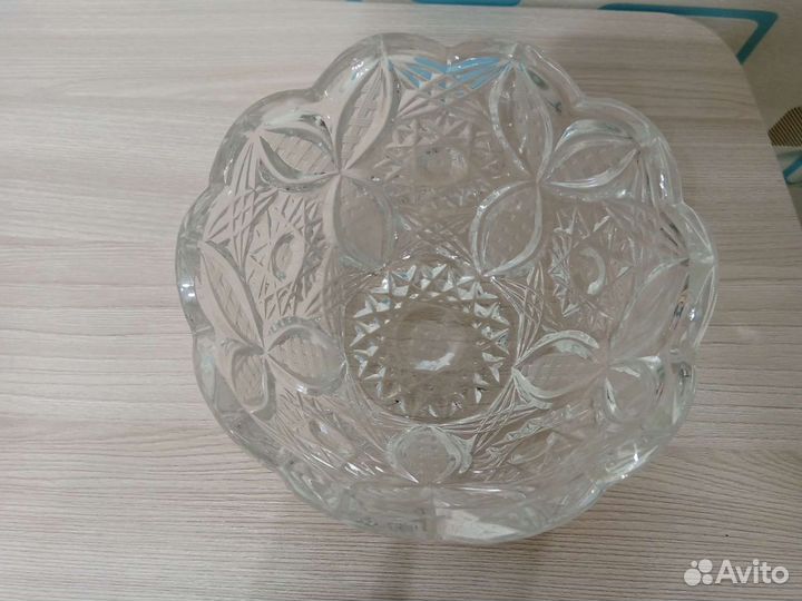 Вазы для цветов, конфет, салатов