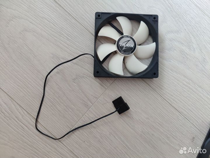 Корпусной вентилятор 120мм (molex)