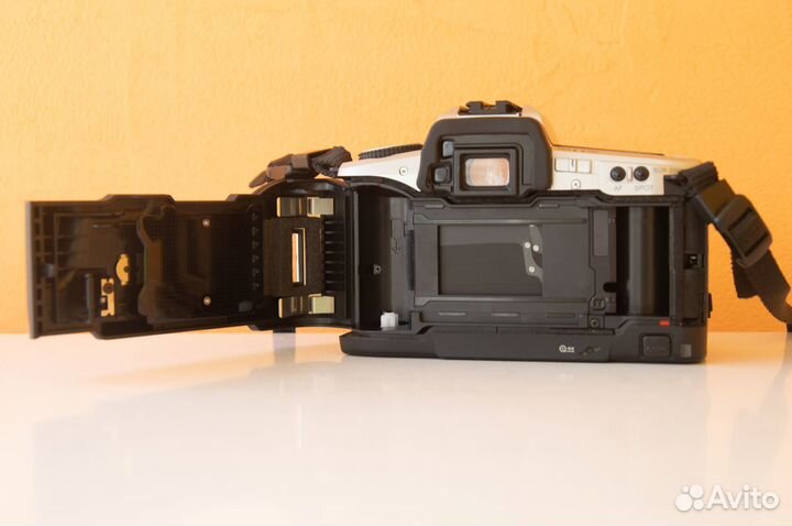 Пленочный фотоаппарат Minolta Dynax 5 (body)