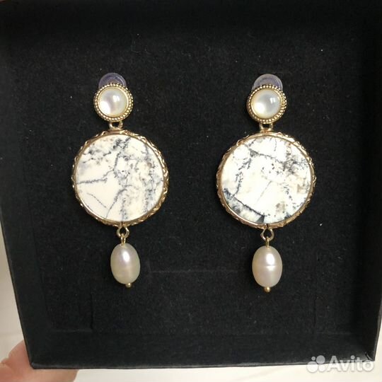 Серьги с подвесками мрамора
