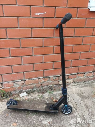 Трюковой самокат KMS