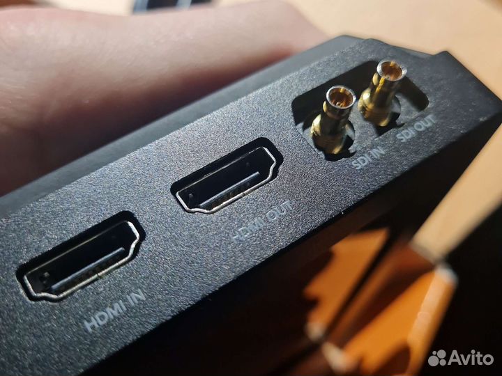 Blackmagic video Assist 5