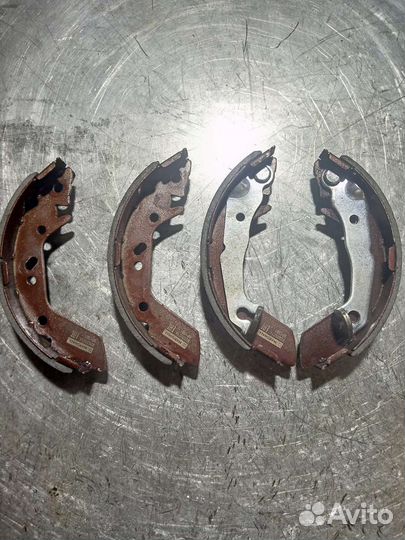 Продам тормозные колдки