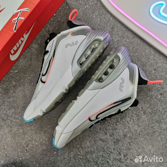 Кроссовки Nike Air Max 2090 Pure Platinum