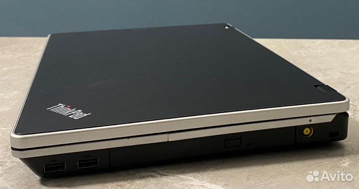 Ноутбук Lenovo thinkрad Edge