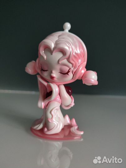 Фигурка pop mart scullpanda 