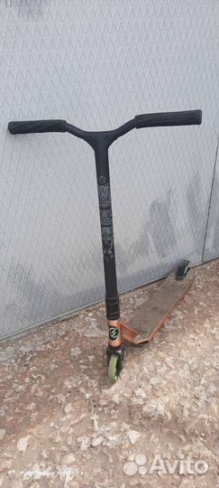 Трюковой самокат