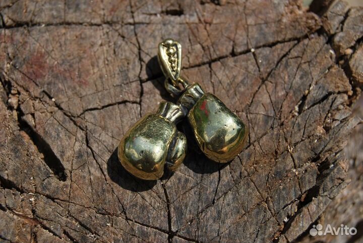 Брелок боксерские перчатки разные