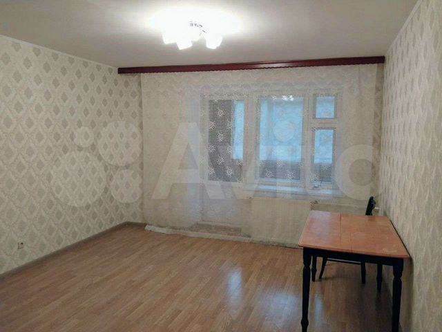 2-к. квартира, 54 м², 1/6 эт.