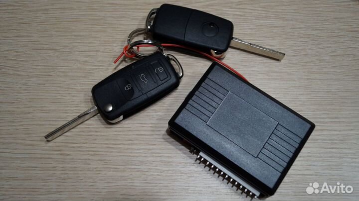 Центральный замок с выкидными пультами