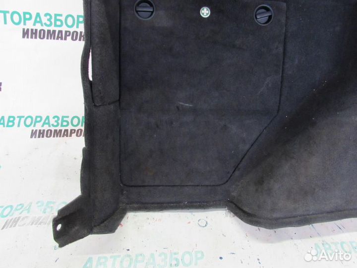 Обшивка багажника для Volkswagen Bora 1998-2005г