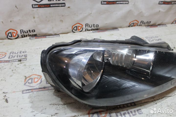 Volkswagen Golf 6 Фара правая