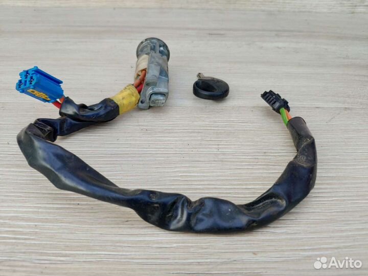 Замок зажигания ключ Peugeot 206