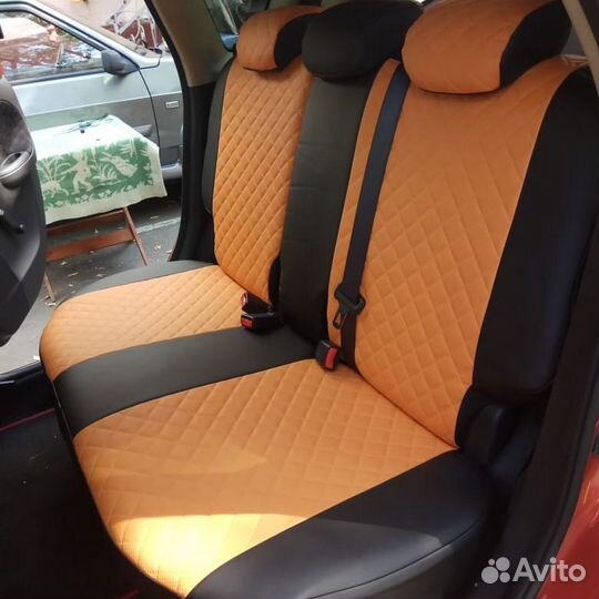 Автомобильные чехлы на Nissan Note (2005-2014)