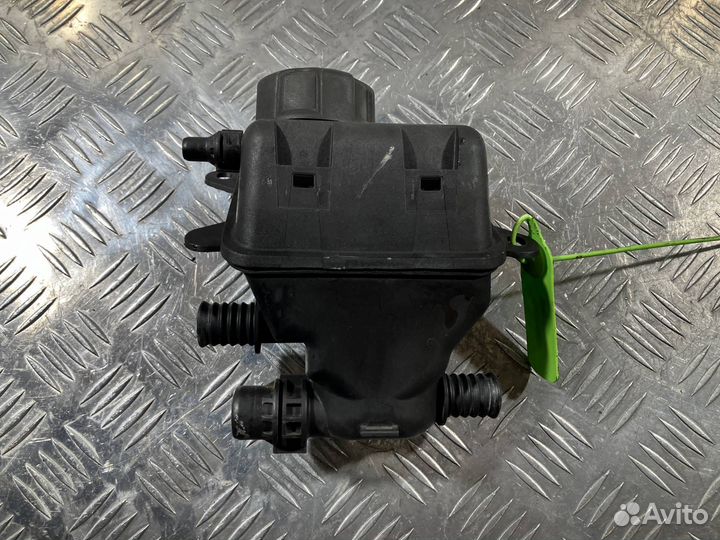 Бачок расширительный BMW 7 F01/F02 рест. 2014