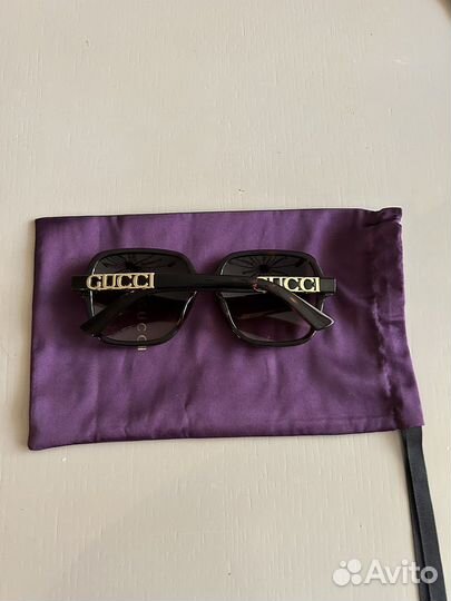 Солнечные очки gucci