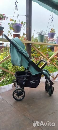 Прогулочная коляска mowbaby