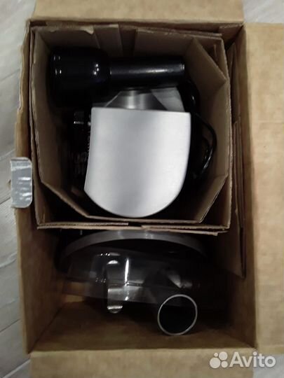 Мясорубка Kenwood PRO 1600 MG510A