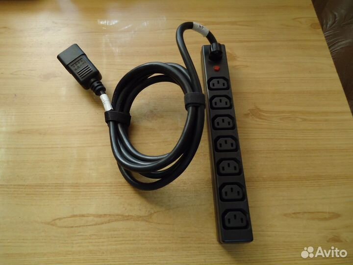 Блок распределения питания HP hstnr-PS03