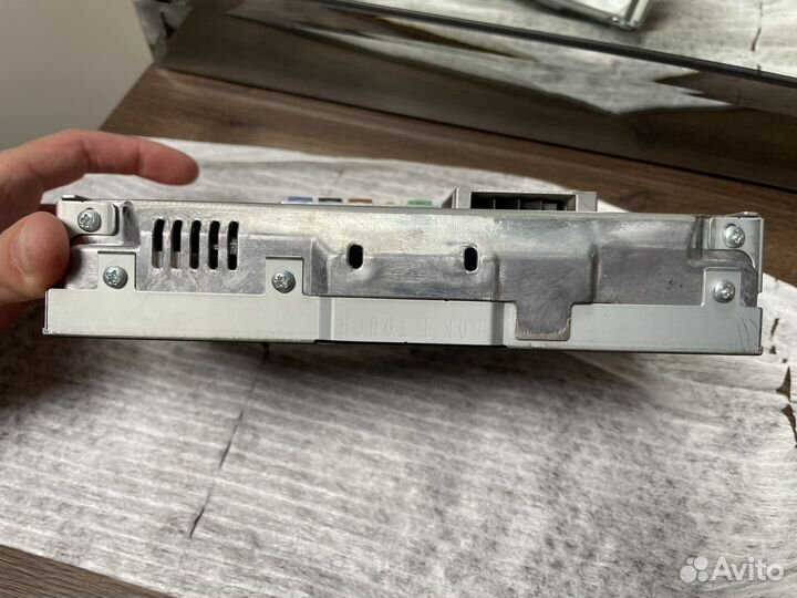 Монитор головное дисплей Infiniti q50 Nissan v37