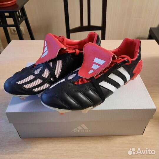 Футбольные бутсы