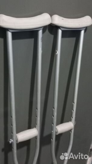 Костыли подмышечные