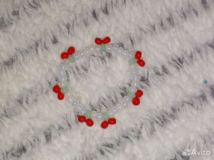 Украшения из бисера