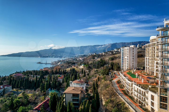 3-к. квартира, 128,5 м², 4/10 эт.