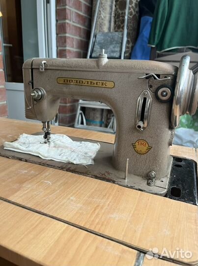 Швейная машина Подольск ножная