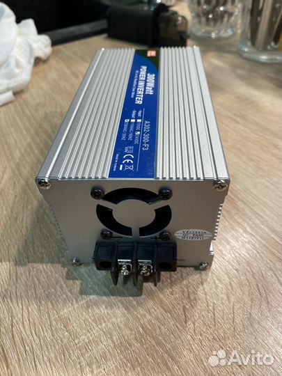 Инвертор Mean Well 24-230V 300W