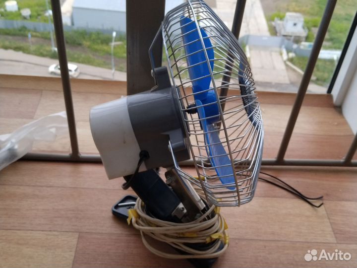 Продам вентилятор в кабину 12 вольт