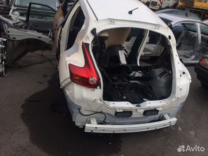 Nissan Juke (F15) 2011