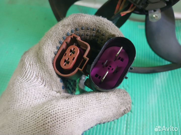 Вентилятор охлаждения радиатора Volkswagen Golf 5