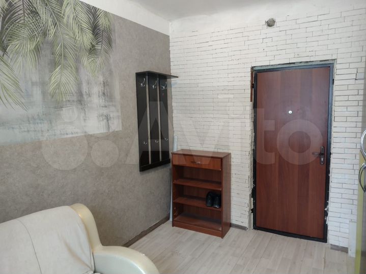 Комната 15 м² в 4-к., 1/3 эт.