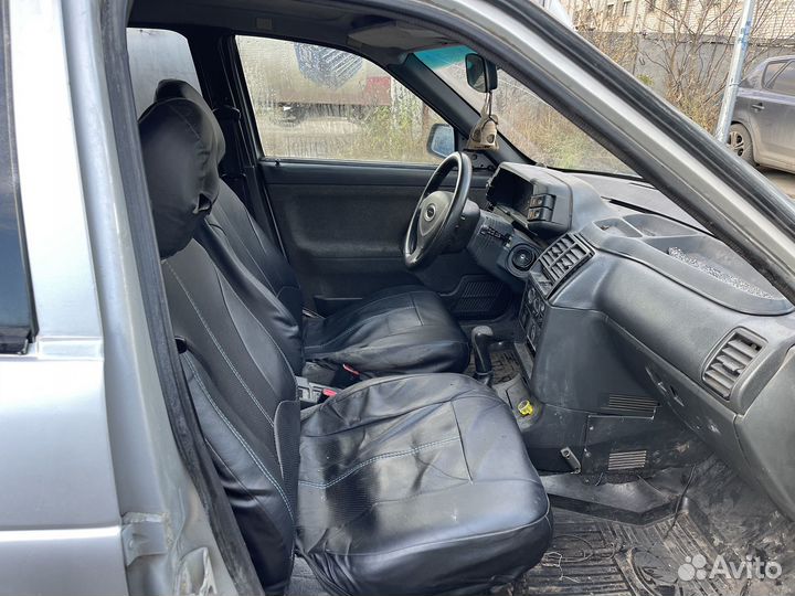 ВАЗ 2112 1.5 МТ, 2004, 200 000 км