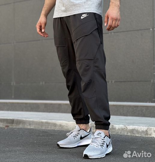 Спортивные штаны