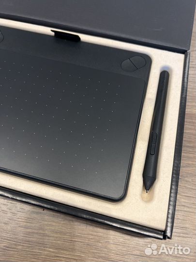 Wacom intuos s