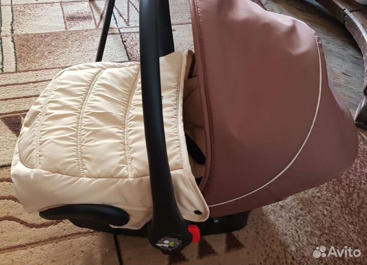 Коляска zippy 3 в 1