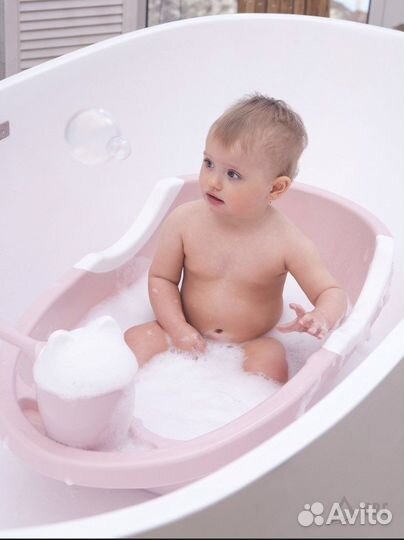 Ванночка для купания с горкой