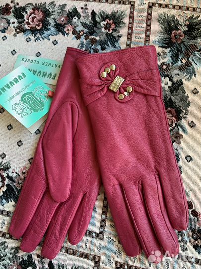 Перчатки женские кожаные новые