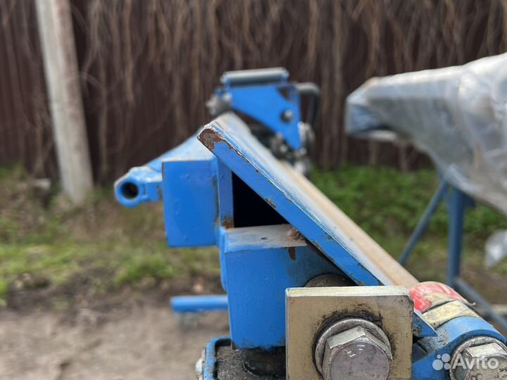 Листогиб ручной Decker X5-2650