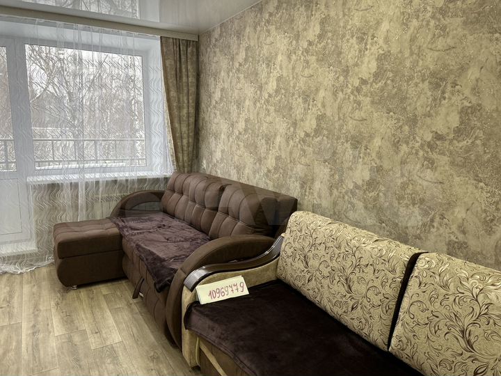 2-к. квартира, 47 м², 4/4 эт.