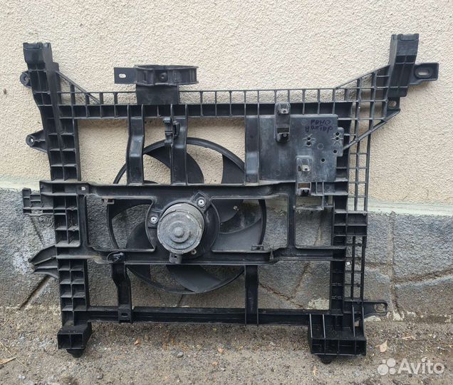 Диффузор радиатора с вентилятором Renault Duster