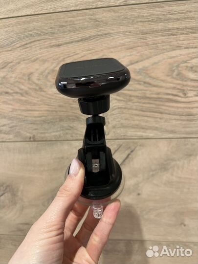 Автомобильный держатель Pitaka для телефона