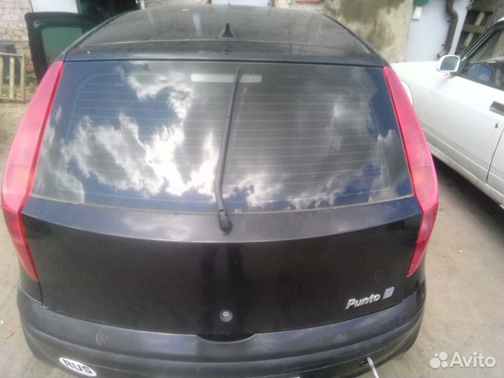 Крышка багажника Фиат Пунто 2 2000г