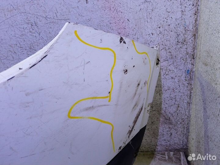 Бампер передний Ниссан